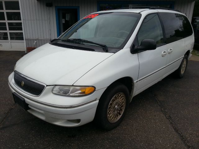 1997 Chrysler Town and Country S Sedan Under FULL Factory Warranty