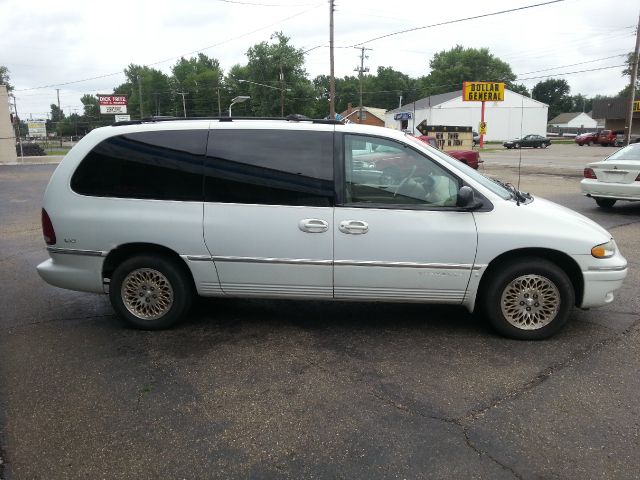 1997 Chrysler Town and Country S Sedan Under FULL Factory Warranty