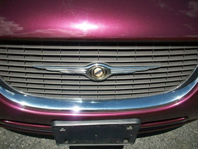 1998 Chrysler Town and Country H6 L.L. Bean