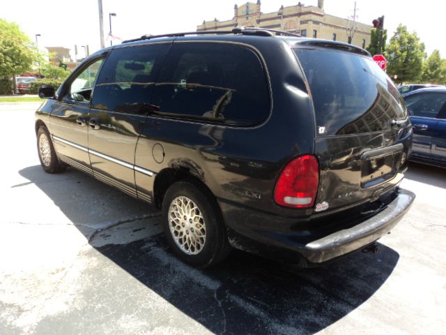 1998 Chrysler Town and Country S Sedan Under FULL Factory Warranty