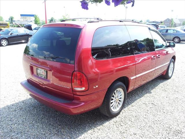 1999 Chrysler Town and Country Quad Coupe 3