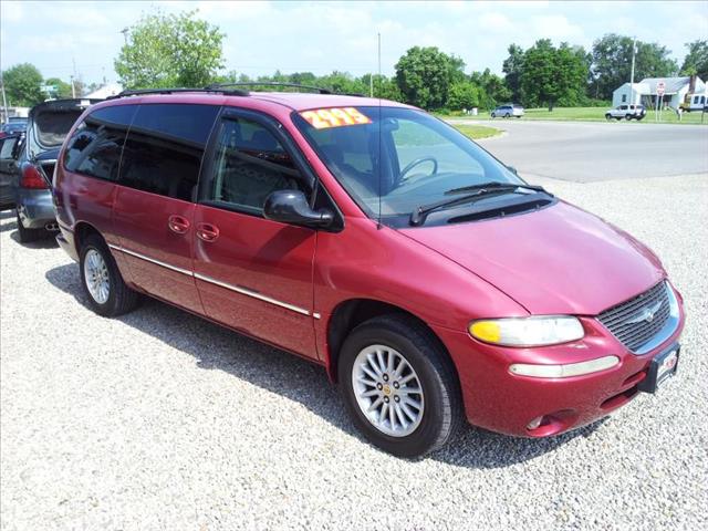 1999 Chrysler Town and Country Quad Coupe 3