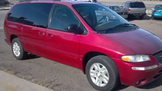 1999 Chrysler Town and Country H6 L.L. Bean