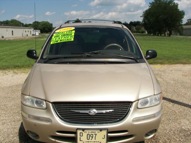 1999 Chrysler Town and Country H6 L.L. Bean