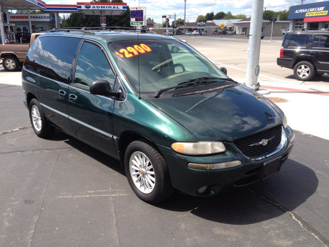 1999 Chrysler Town and Country AWD, REAR DVD, Navigation, 3RD ROW, Mem/heat Seats