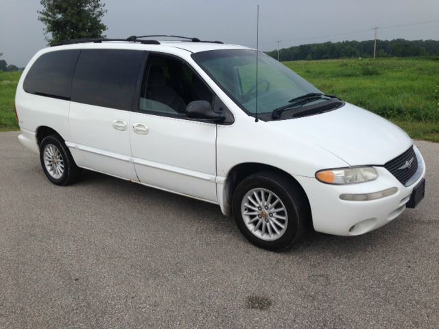 2000 Chrysler Town and Country Elk Conversion Van