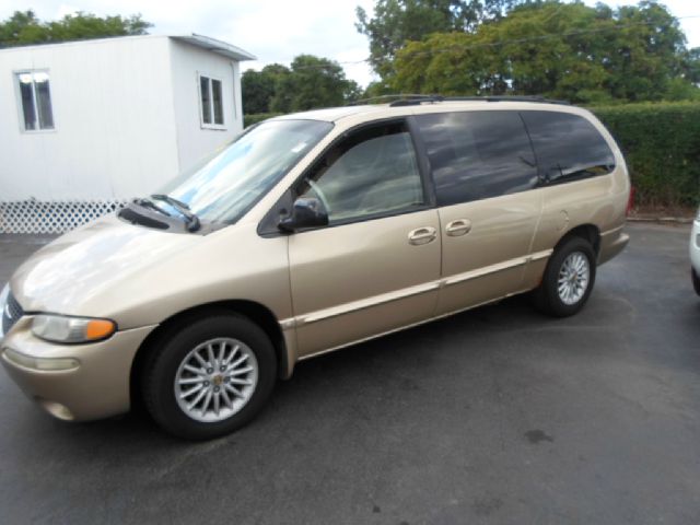 2000 Chrysler Town and Country Elk Conversion Van