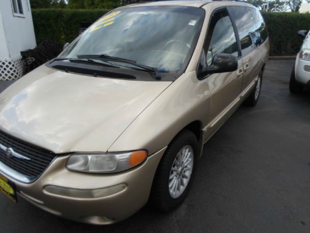 2000 Chrysler Town and Country Elk Conversion Van