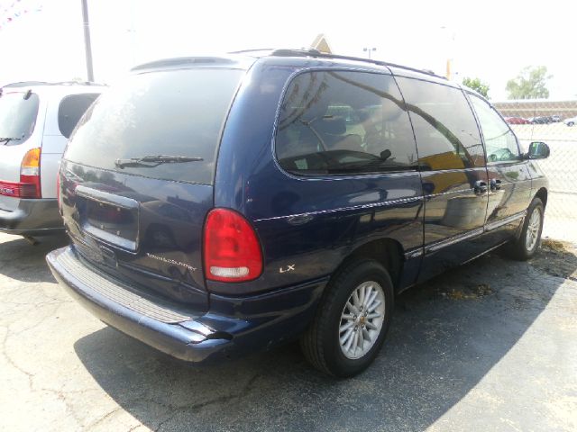 2000 Chrysler Town and Country Elk Conversion Van