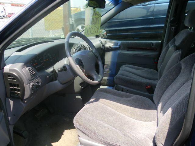 2000 Chrysler Town and Country Elk Conversion Van