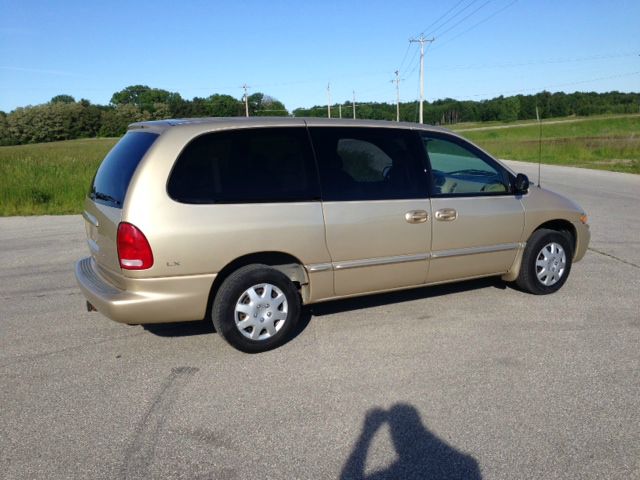 2000 Chrysler Town and Country Elk Conversion Van