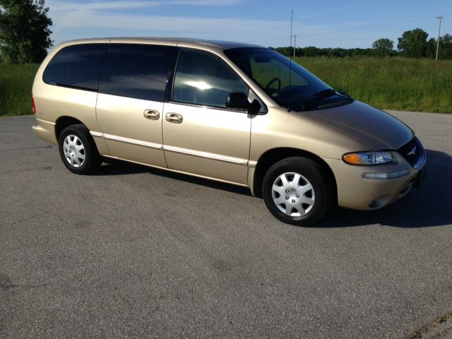 2000 Chrysler Town and Country Elk Conversion Van