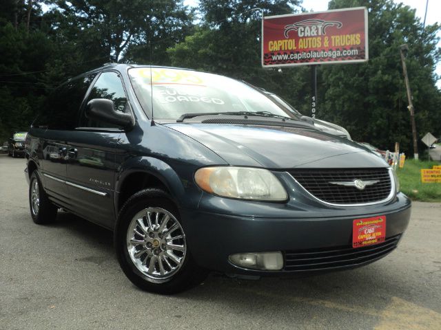 2001 Chrysler Town and Country SLT 25