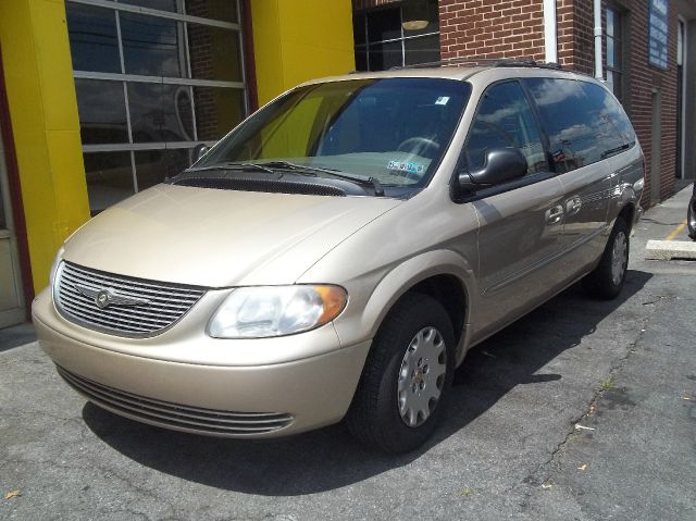 2001 Chrysler Town and Country Elk Conversion Van