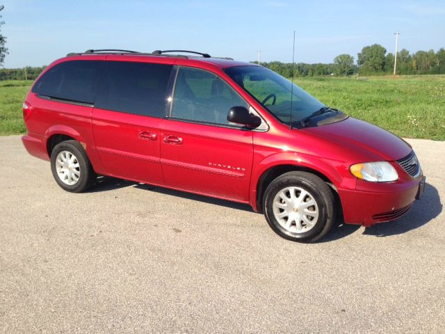 2001 Chrysler Town and Country Open-top