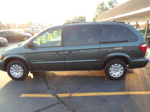 2001 Chrysler Town and Country Elk Conversion Van