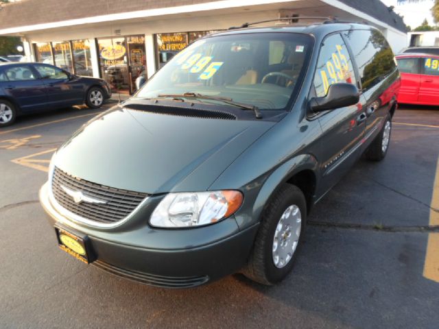 2001 Chrysler Town and Country Elk Conversion Van