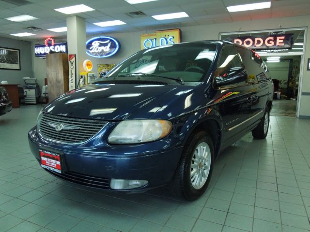 2001 Chrysler Town and Country UP S 5DR AWD