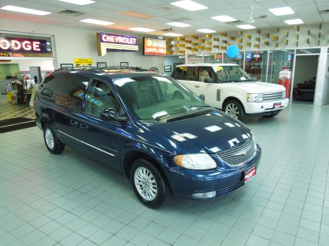 2001 Chrysler Town and Country UP S 5DR AWD