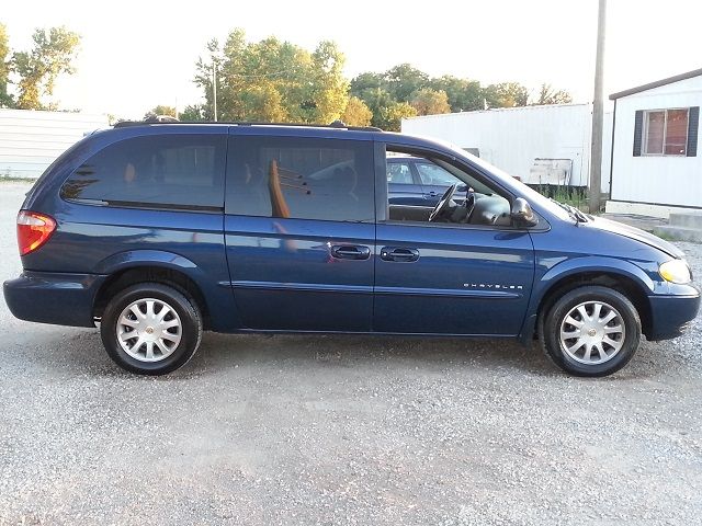 2001 Chrysler Town and Country Open-top