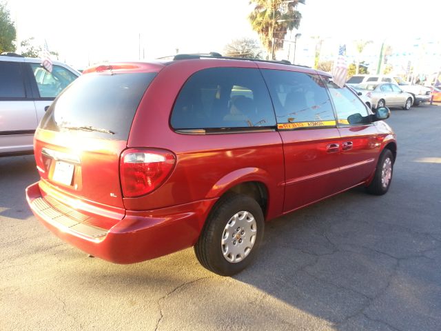 2002 Chrysler Town and Country Refrigerated Box