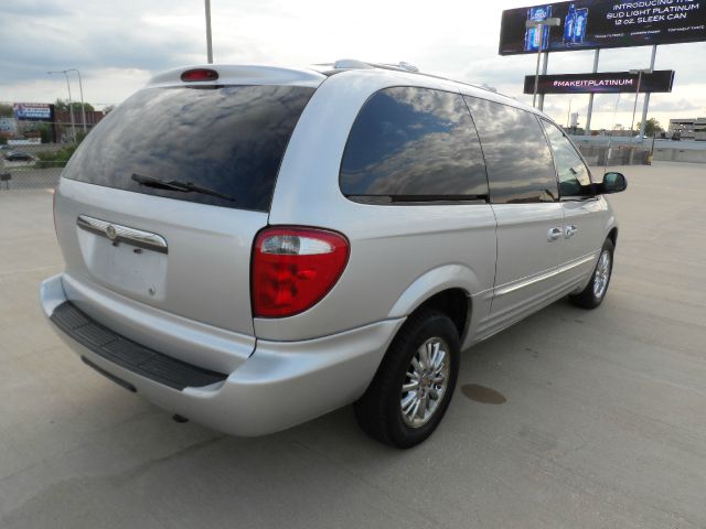 2002 Chrysler Town and Country 3.0 Avant Quattro