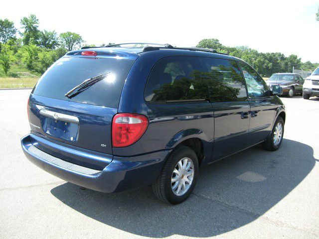 2002 Chrysler Town and Country Open-top