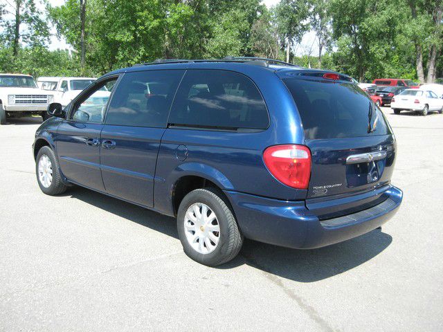 2002 Chrysler Town and Country Open-top