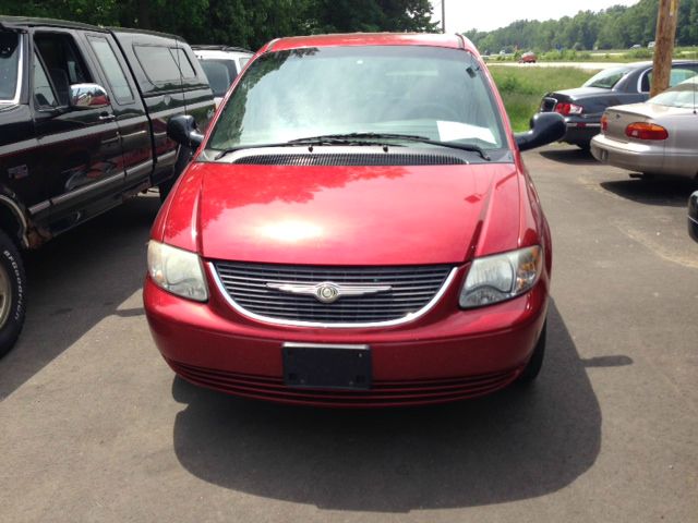 2002 Chrysler Town and Country Refrigerated Box