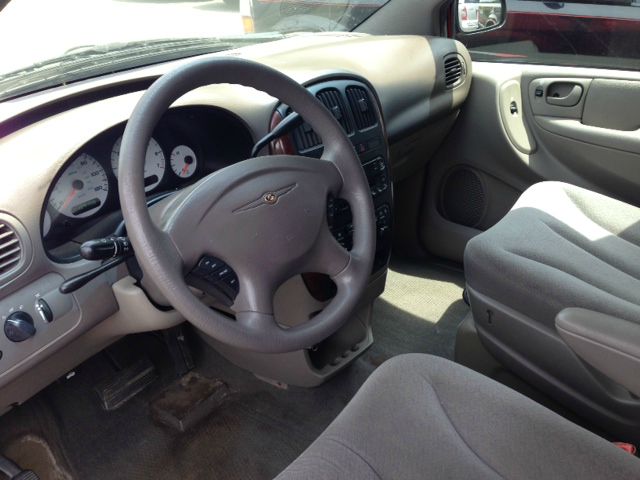 2002 Chrysler Town and Country Refrigerated Box