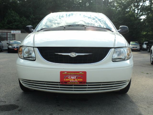 2002 Chrysler Town and Country Elk Conversion Van