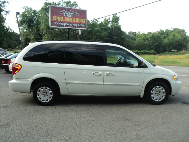 2002 Chrysler Town and Country Elk Conversion Van