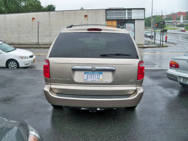 2002 Chrysler Town and Country Elk Conversion Van