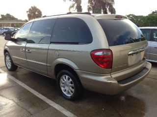 2002 Chrysler Town and Country Elk Conversion Van