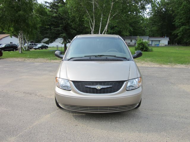 2002 Chrysler Town and Country Elk Conversion Van