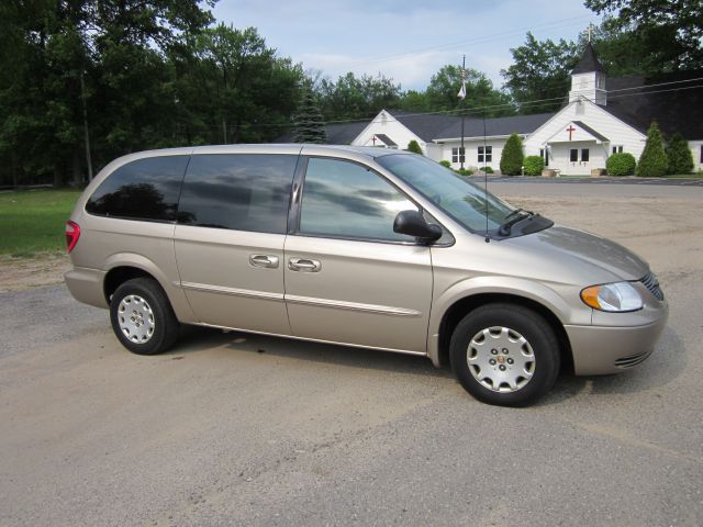 2002 Chrysler Town and Country Elk Conversion Van