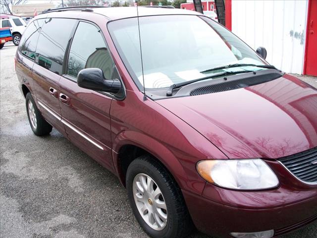 2002 Chrysler Town and Country 4DR LS AWD