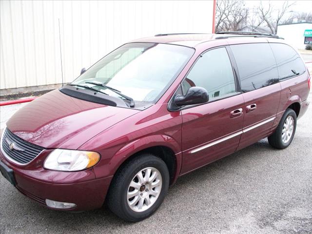 2002 Chrysler Town and Country 4DR LS AWD