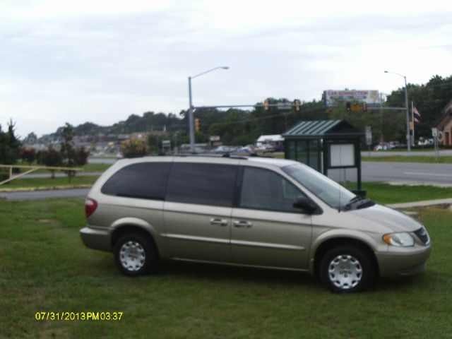 2002 Chrysler Town and Country Elk Conversion Van