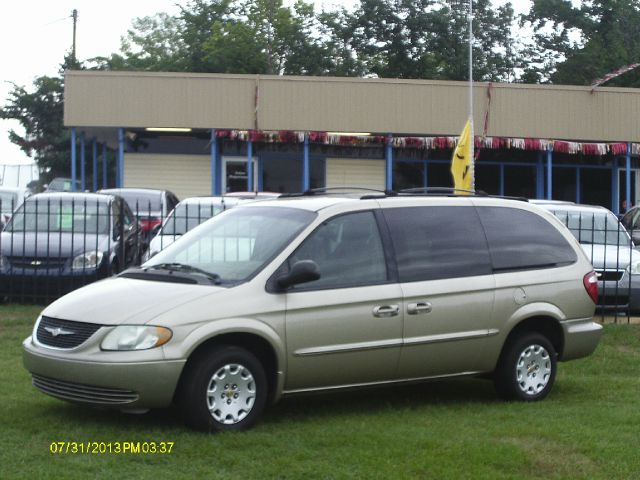 2002 Chrysler Town and Country Elk Conversion Van