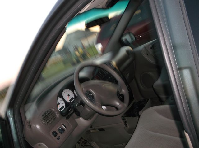 2002 Chrysler Town and Country Elk Conversion Van