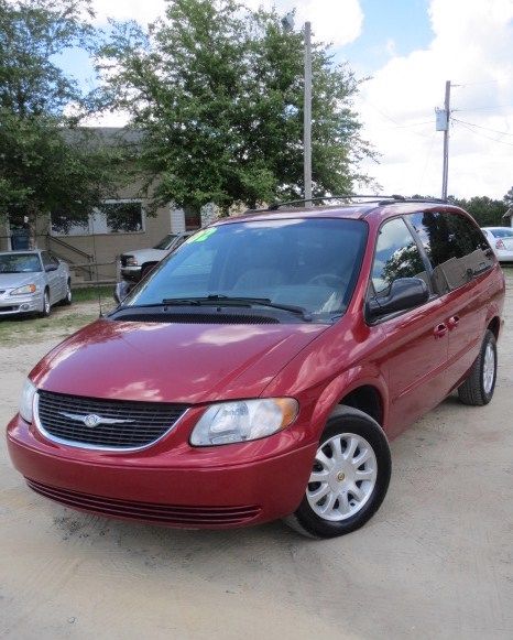 2002 Chrysler Town and Country Open-top