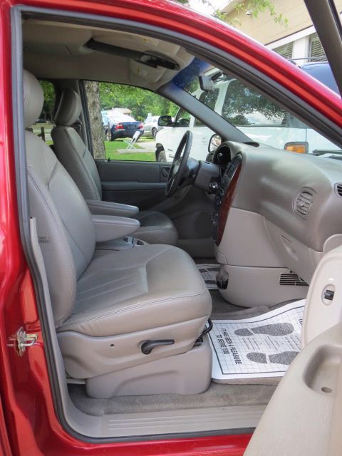 2002 Chrysler Town and Country Open-top