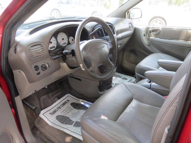 2002 Chrysler Town and Country Open-top