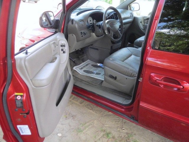 2002 Chrysler Town and Country Open-top