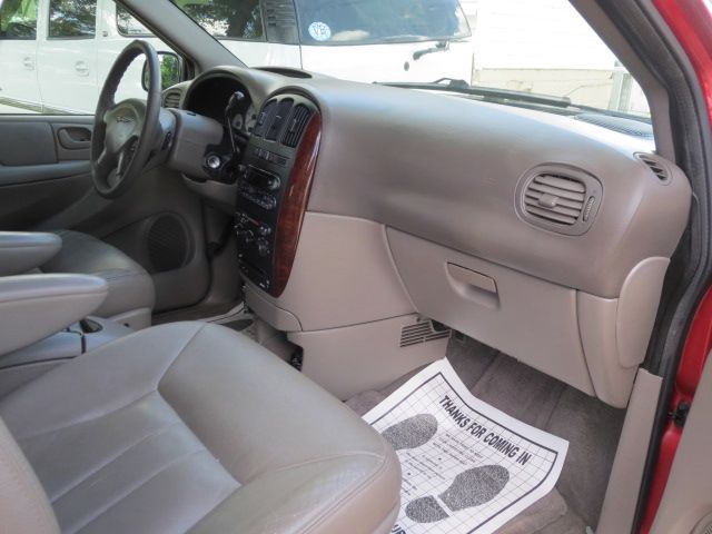 2002 Chrysler Town and Country Open-top