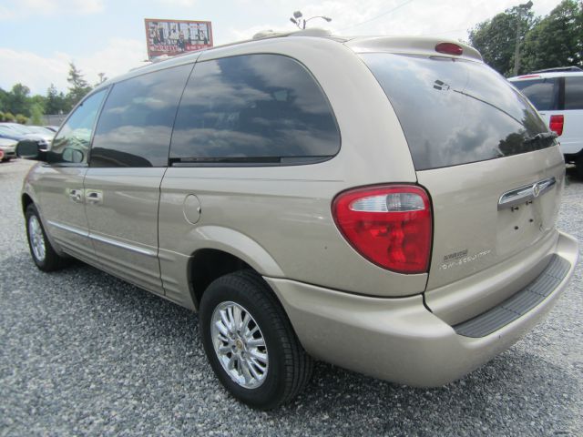 2002 Chrysler Town and Country SLT 25