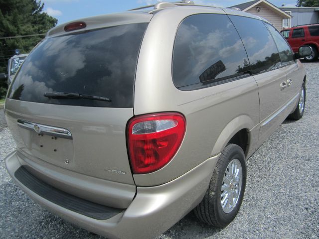 2002 Chrysler Town and Country SLT 25