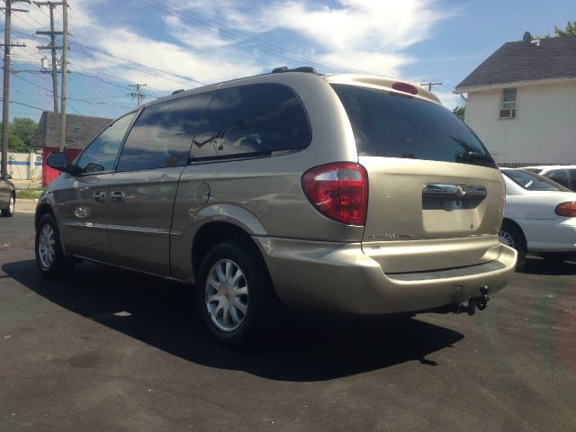 2002 Chrysler Town and Country Elk Conversion Van