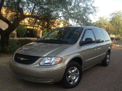 2002 Chrysler Town and Country Elk Conversion Van